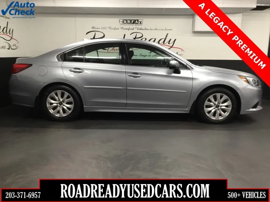 2016 Subaru Legacy 2.5i photo 1