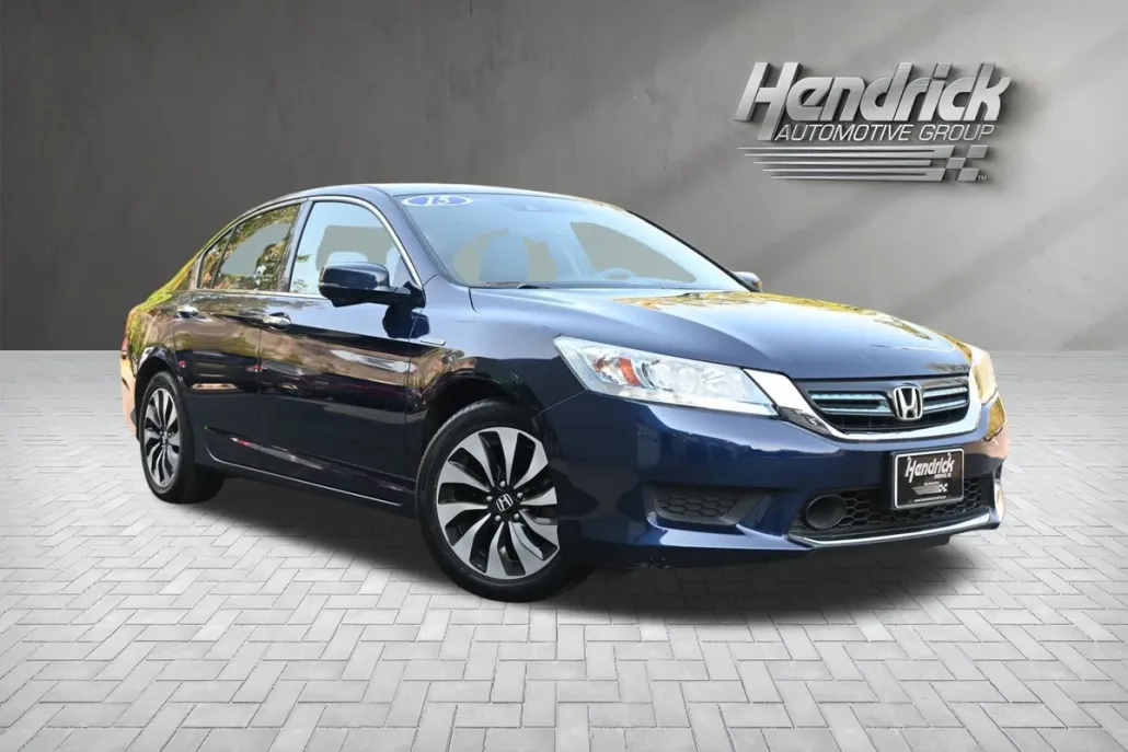 2015 Honda Accord Hybrid Touring photo 1
