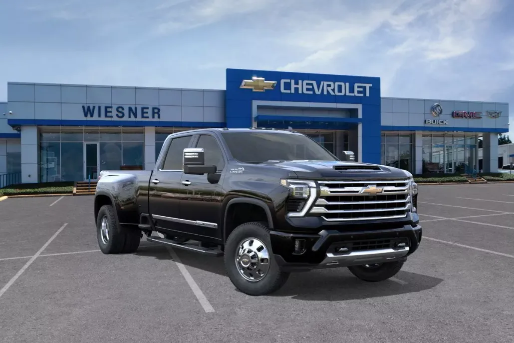 2026 Chevrolet Silverado 3500HD High Country photo 1