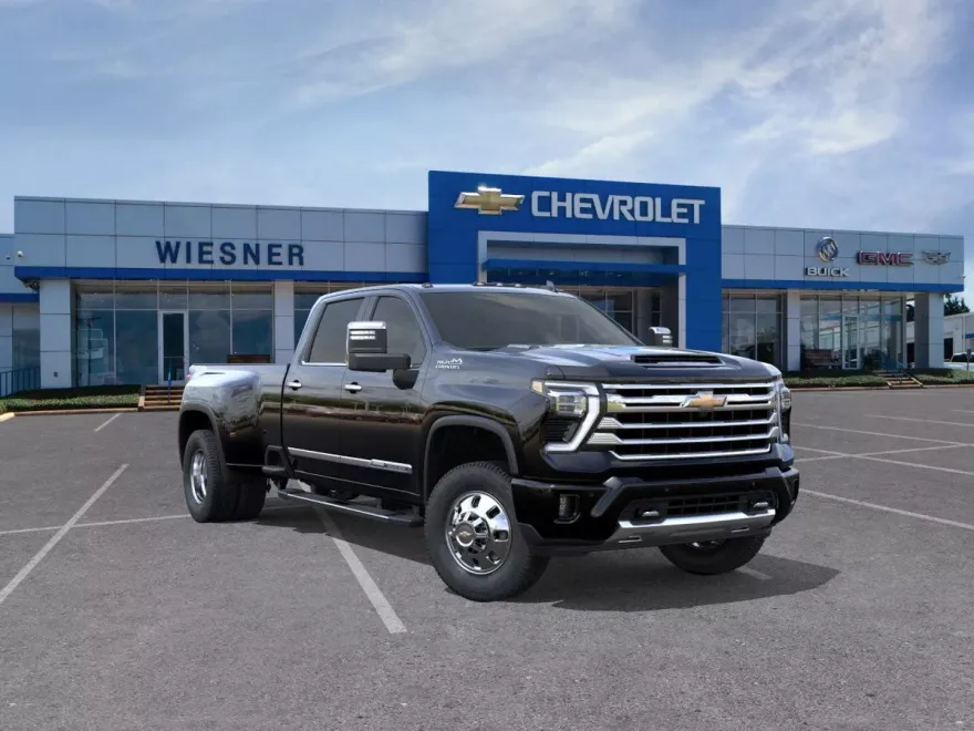 2026 Chevrolet Silverado 3500HD High Country photo 1