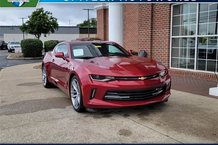2018 Chevrolet Camaro 2LT 3LT photo 1