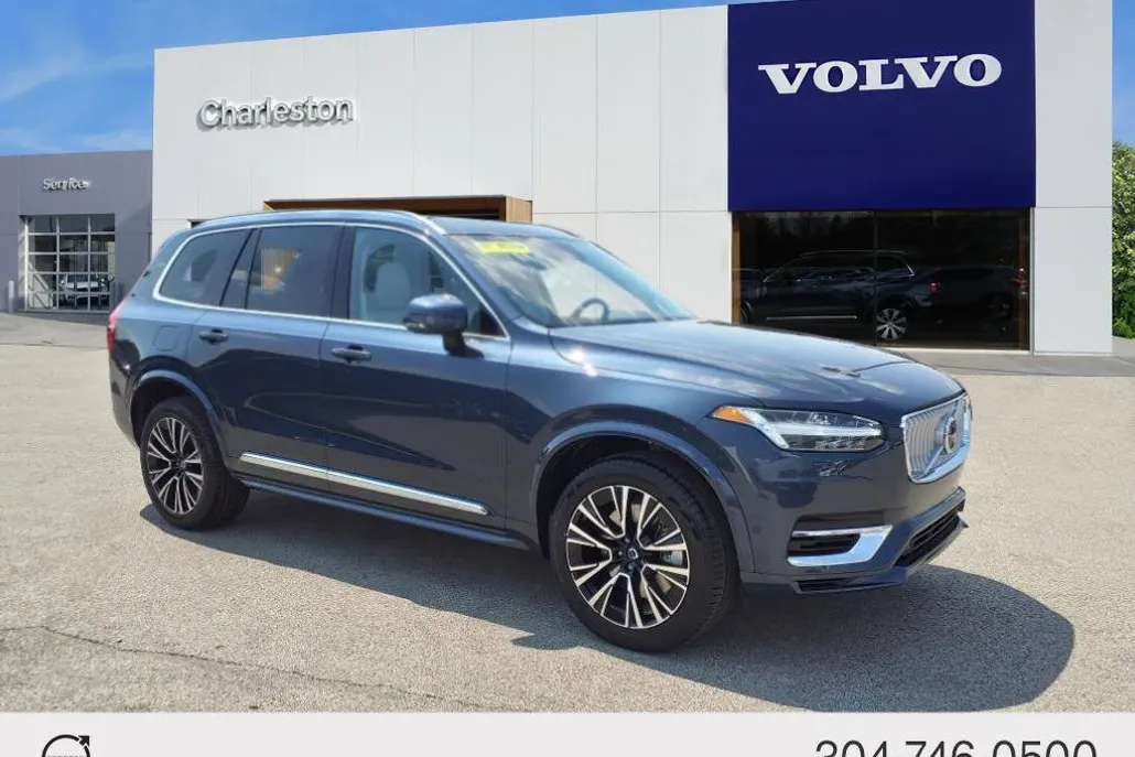 2025 Volvo XC90 Plus photo 1