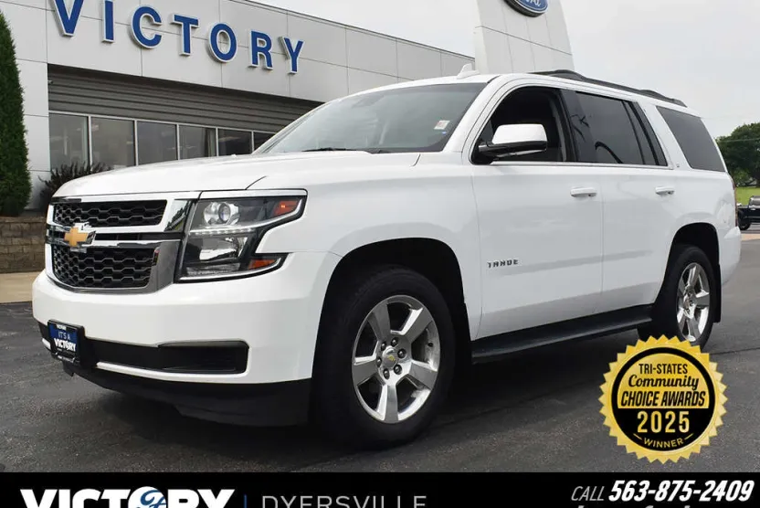 2016 Chevrolet Tahoe LT photo 1