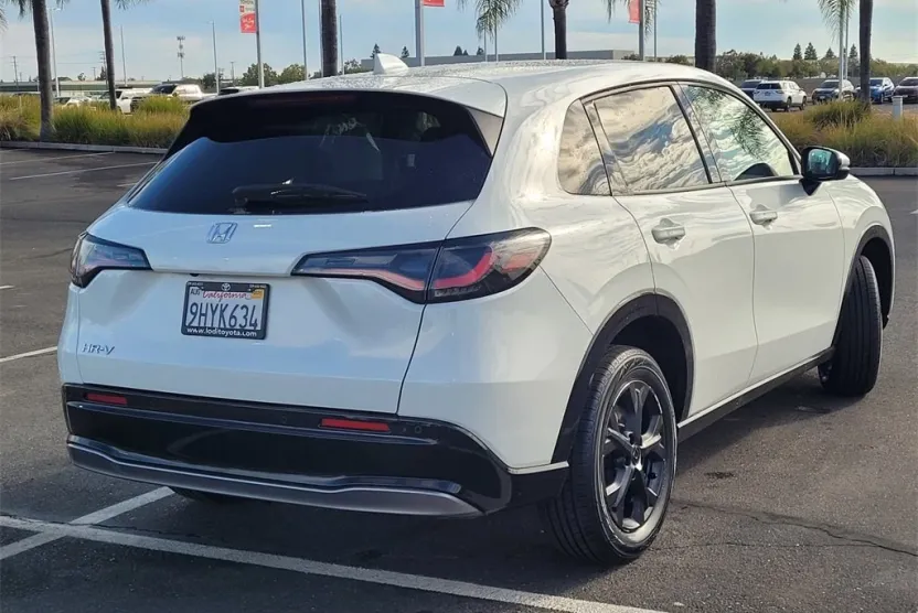 2024 Honda HR-V EX-L photo 1