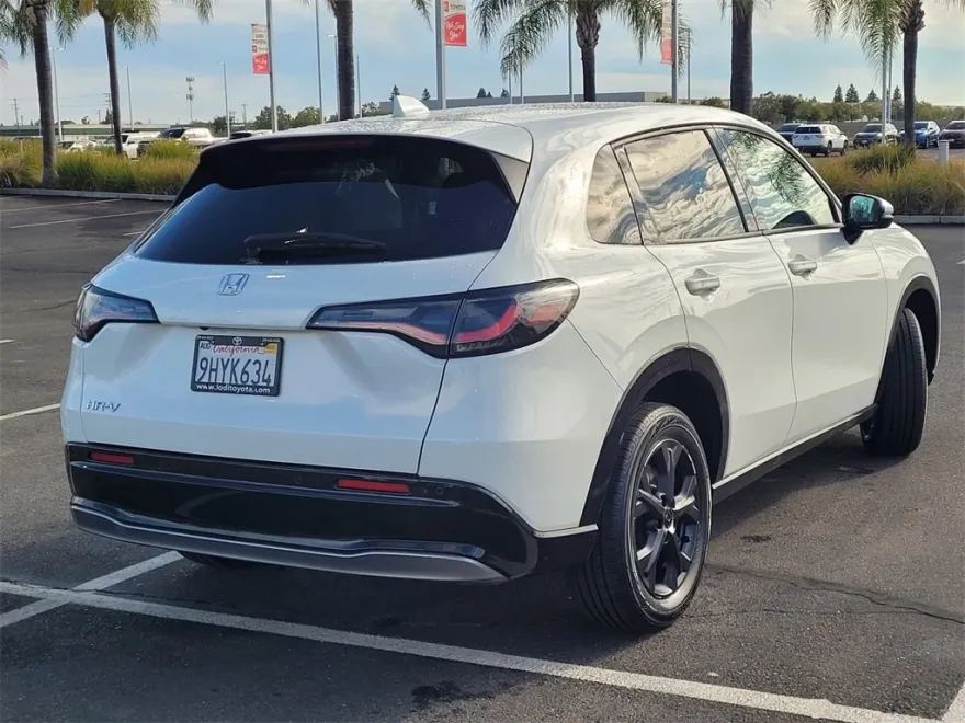 2024 Honda HR-V EX-L photo 1
