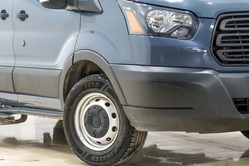 2019 Ford Transit Van photo 1