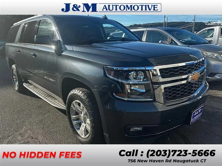 2019 Chevrolet Suburban LT photo 1