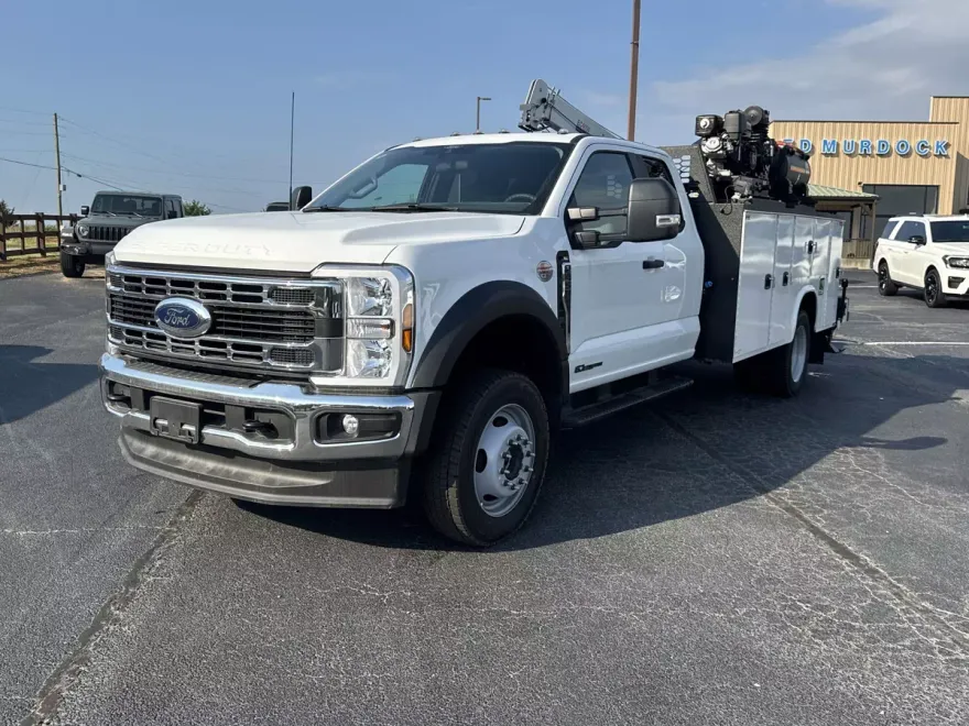2025 Ford F-450 XL photo 1