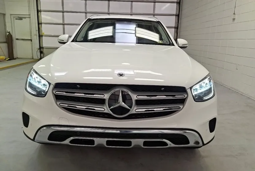 2022 Mercedes Benz GLC 300 4MATIC photo 1