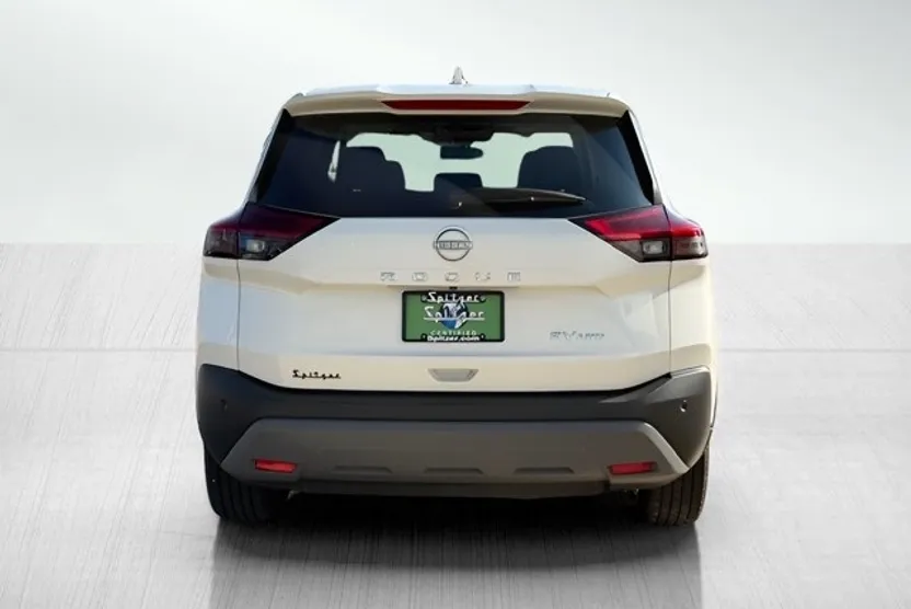 2023 Nissan Rogue SV photo 1