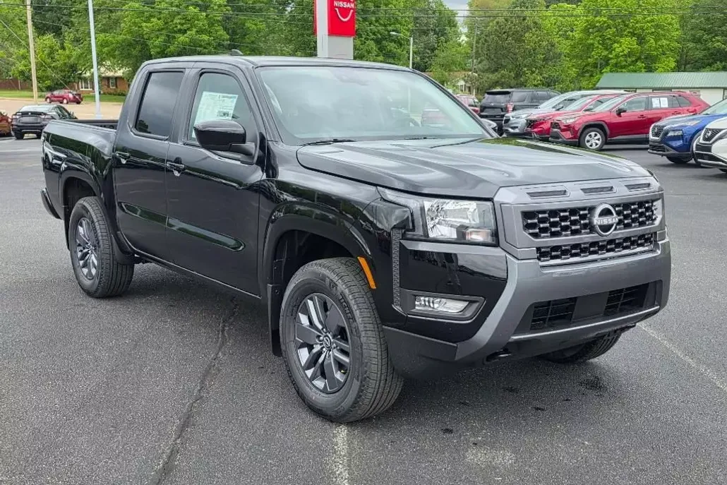 2025 Nissan Frontier SV photo 1
