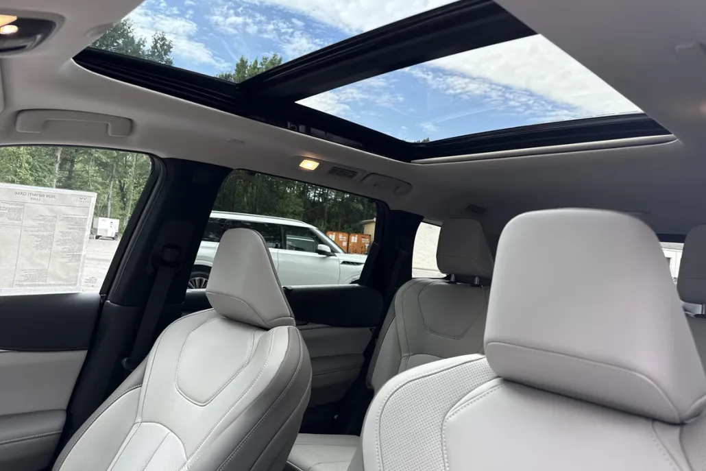 2026 Infiniti QX60 Luxe photo 1