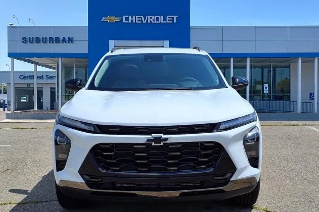 2025 Chevrolet Trax ACTIV photo 1