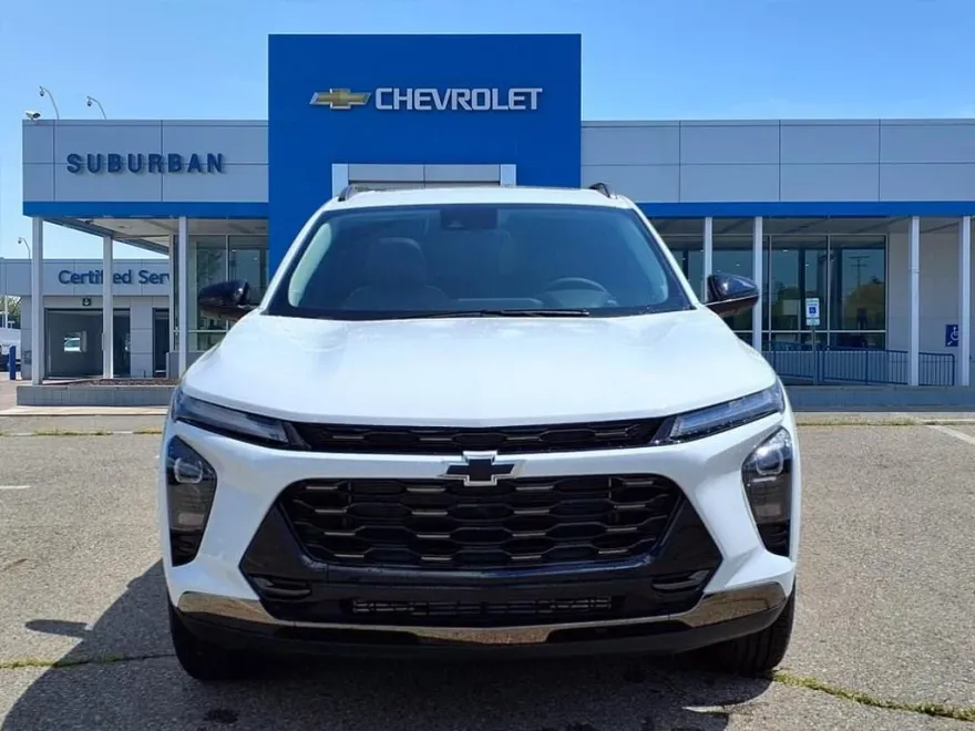 2025 Chevrolet Trax ACTIV photo 1