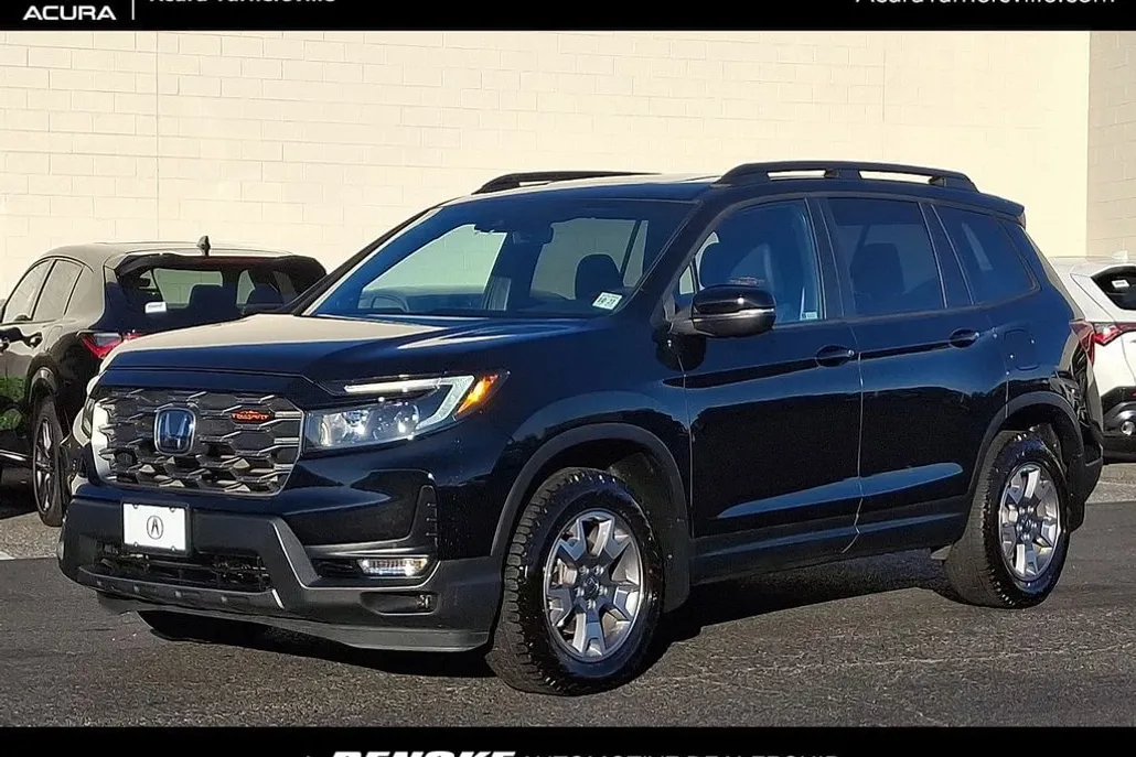 2022 Honda Passport TrailSport photo 1