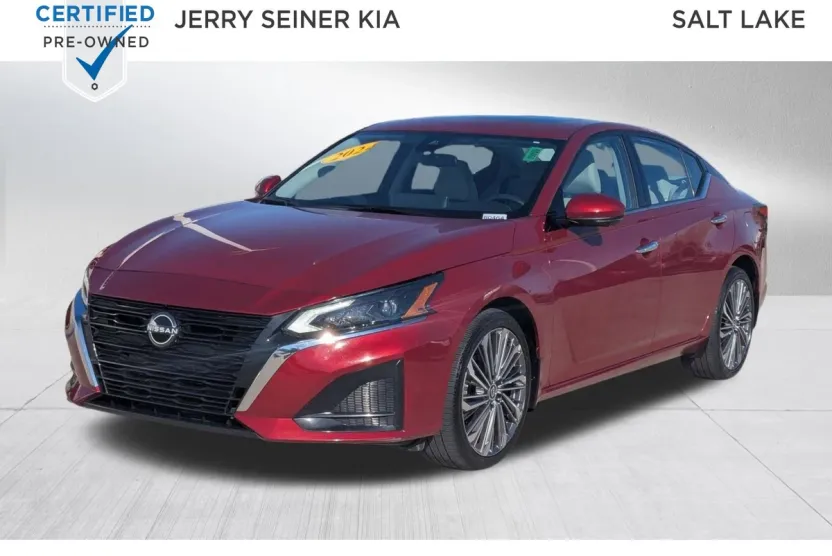 2024 Nissan Altima 2.5 SL photo 1
