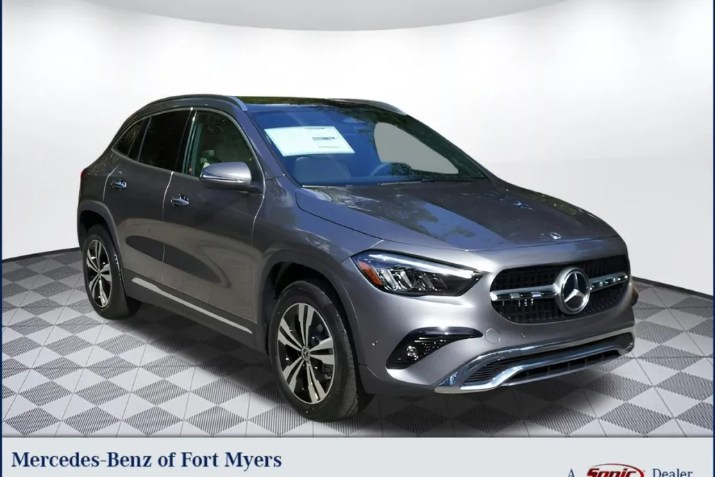 2025 Mercedes Benz GLA 250 photo 1