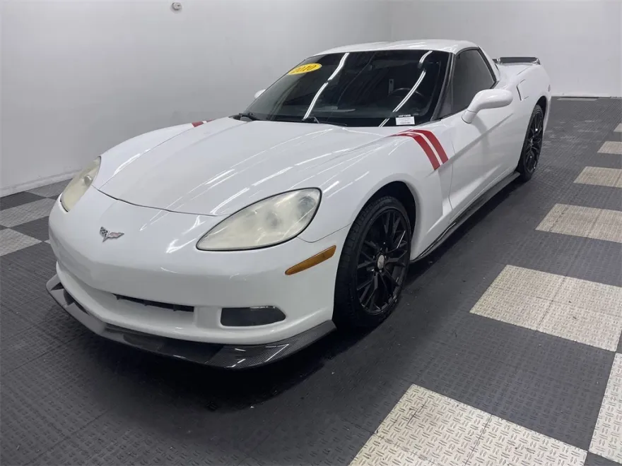 2010 Chevrolet Corvette 2LT photo 1