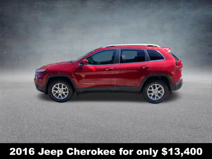 2016 Jeep Cherokee Latitude photo 1