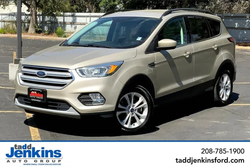 2018 Ford Escape SEL photo 1