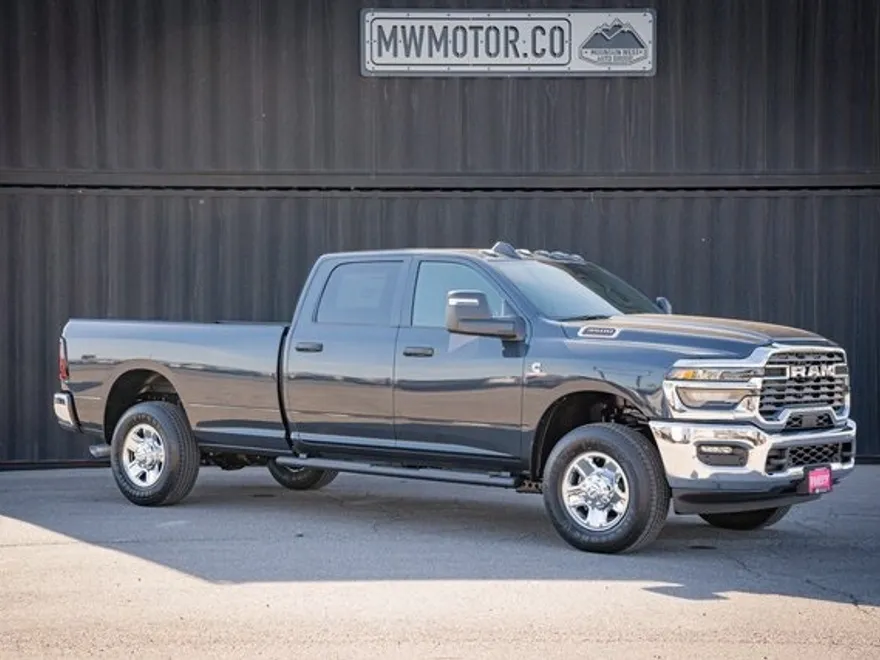 2025 Ram 3500 Tradesman photo 1