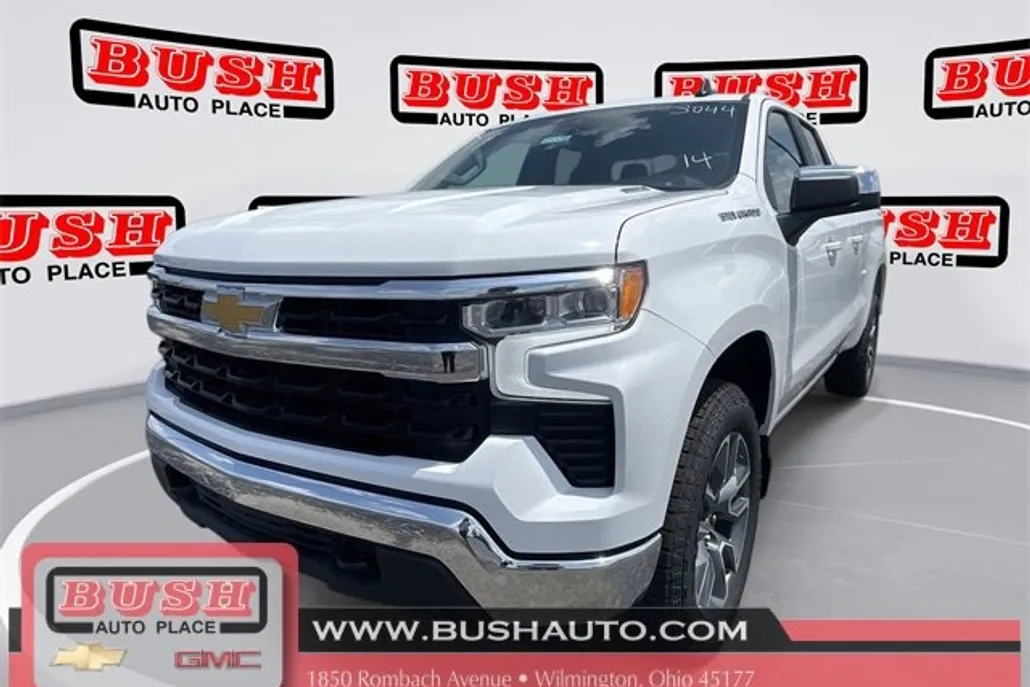 2025 Chevrolet Silverado 1500 LT photo 1