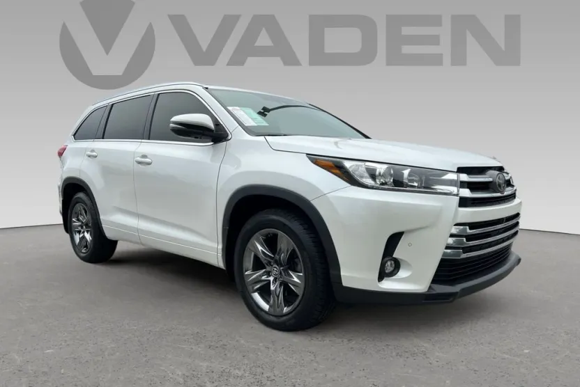 2019 Toyota Highlander Limited Platinum photo 1