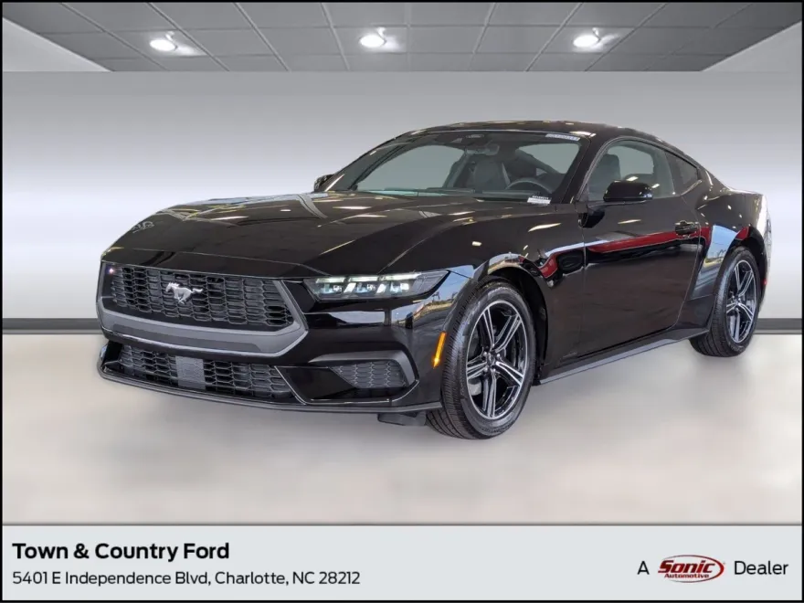 2025 Ford Mustang EcoBoost photo 1