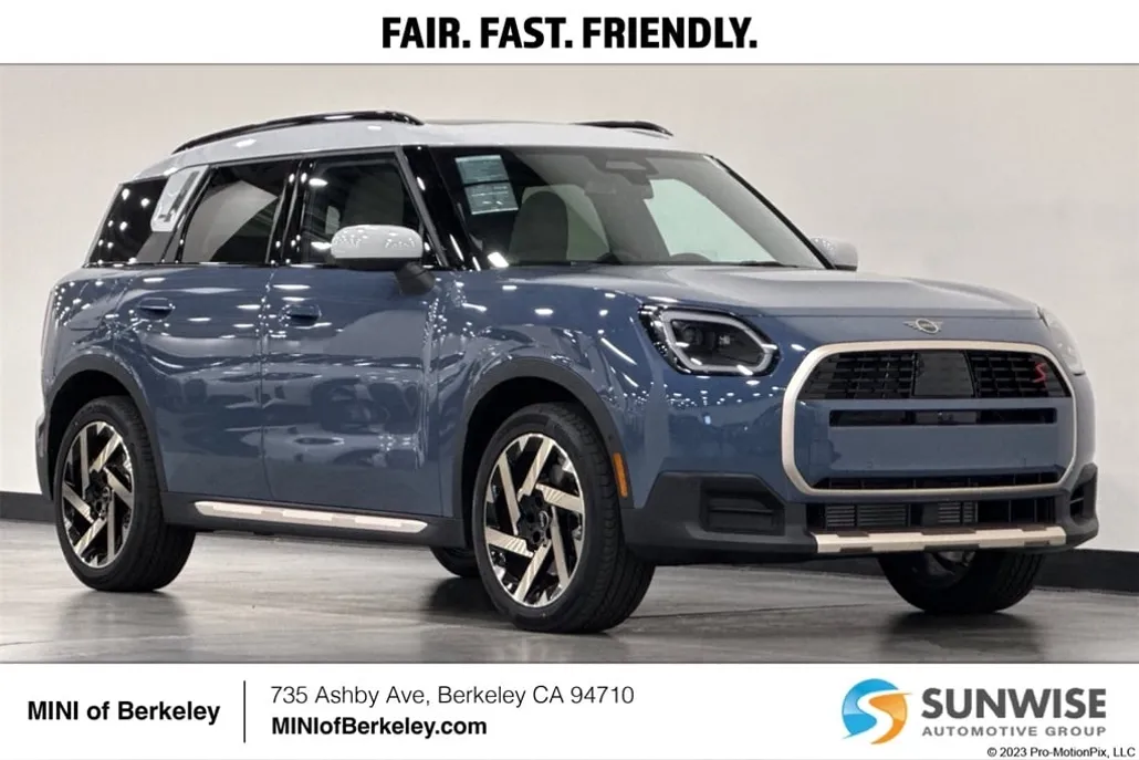 2025 Mini Countryman S ALL4 photo 1