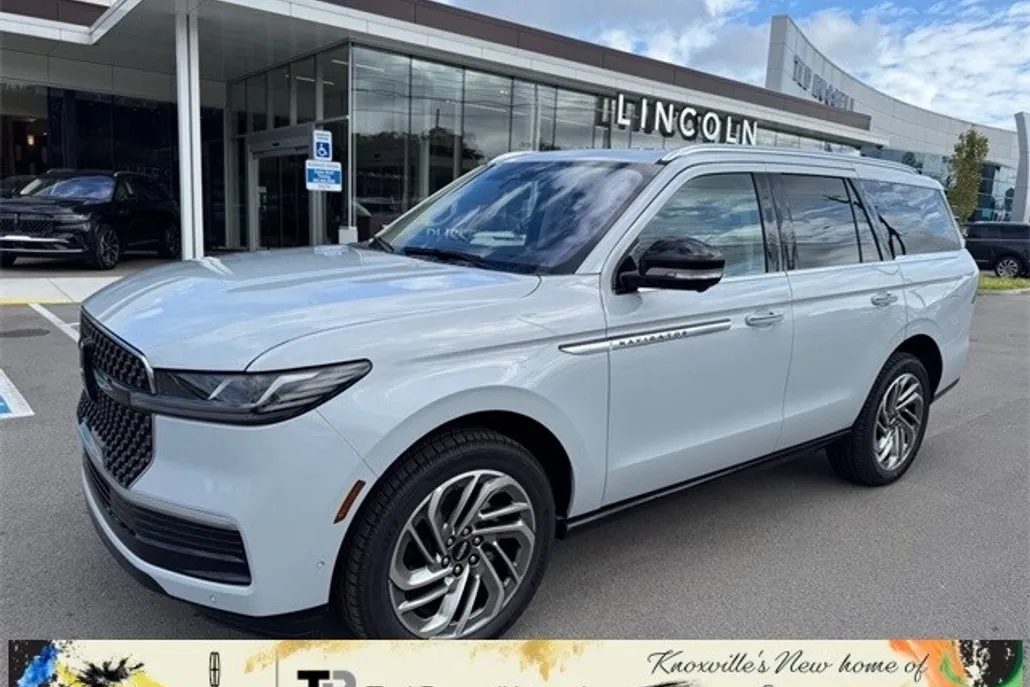 2025 Lincoln Navigator Reserve photo 1