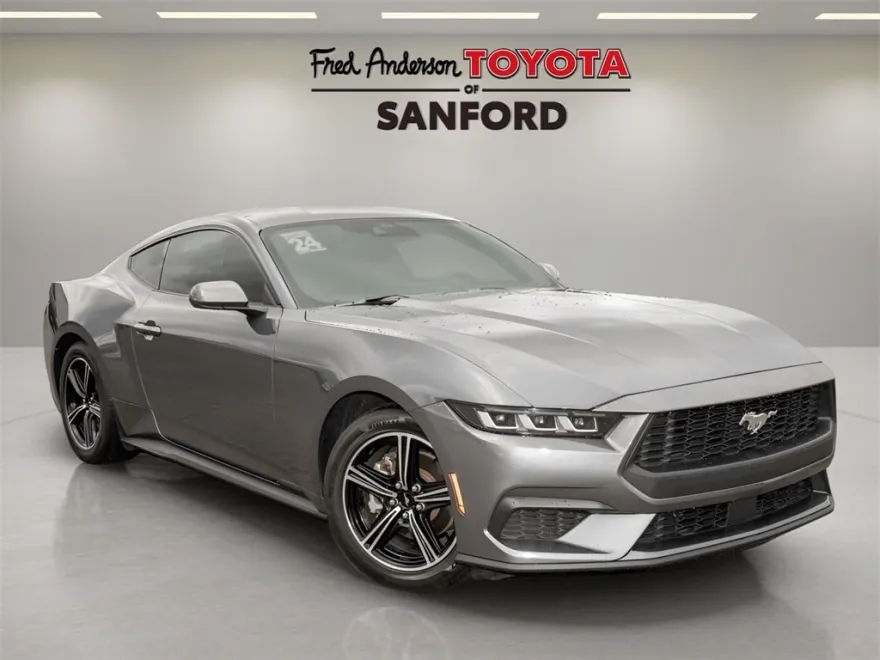 2024 Ford Mustang EcoBoost photo 1