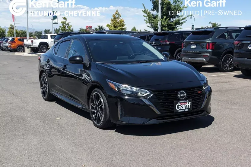 2024 Nissan Sentra SR photo 1