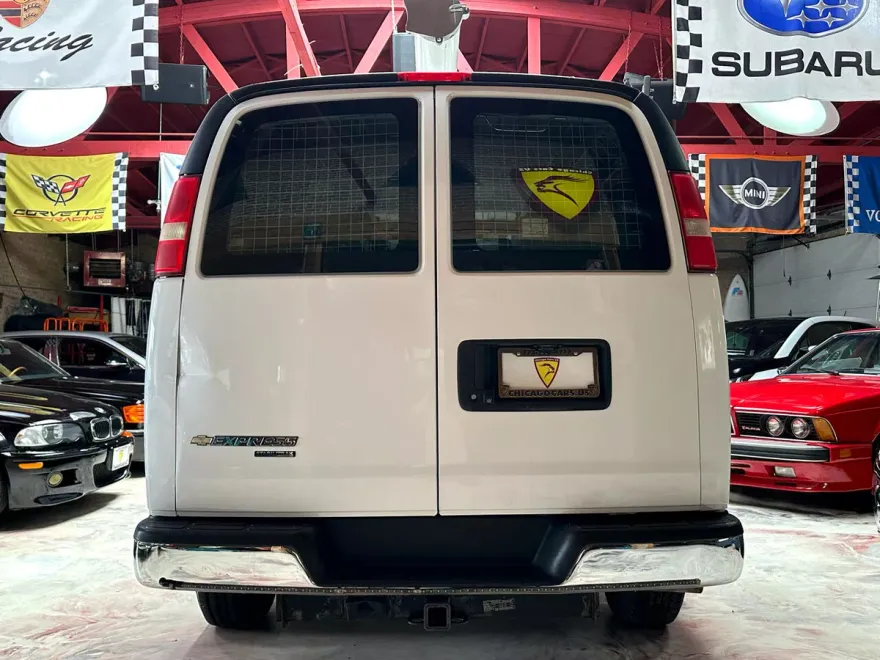 2014 Chevrolet Express 2500 Cargo photo 1
