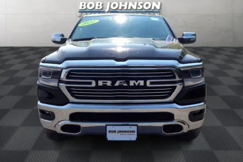 2022 Ram 1500 Laramie photo 2