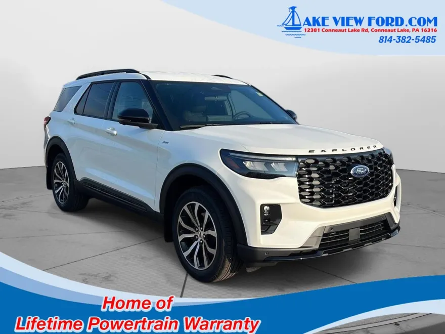 2025 Ford Explorer ST-Line photo 1