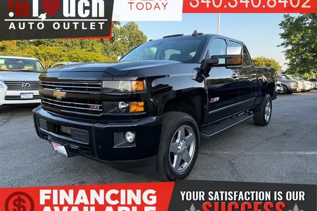 2015 Chevrolet Silverado 2500HD LTZ photo 1