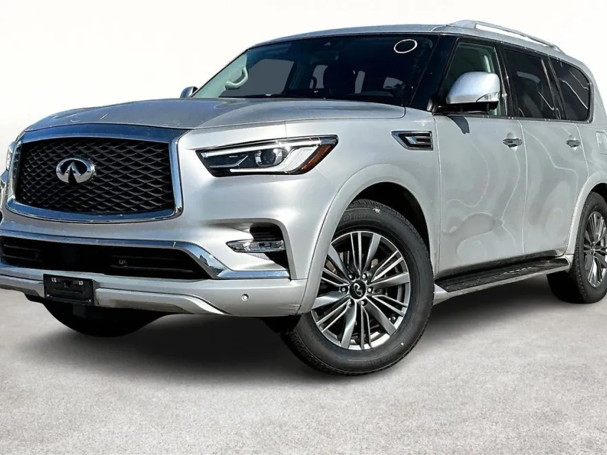 2022 Infiniti QX80 Luxe photo 1