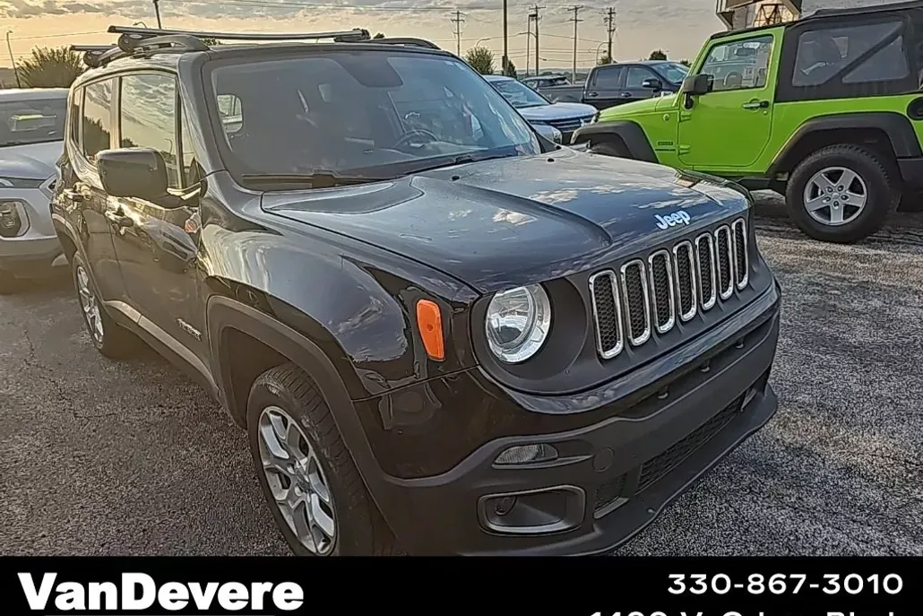 2017 Jeep Renegade Latitude North Edition photo 1