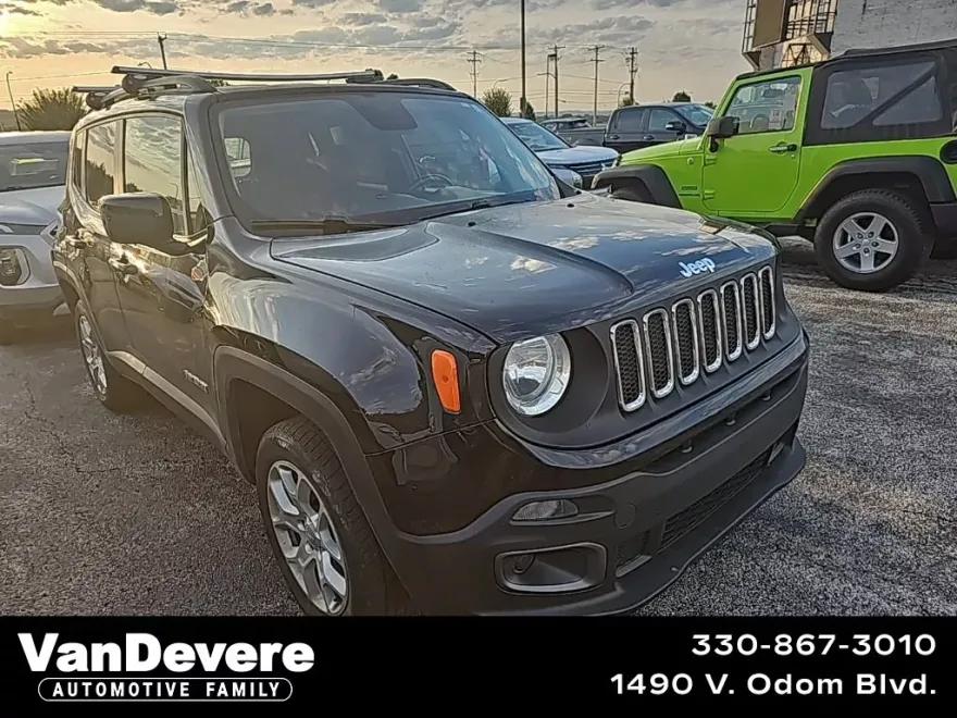 2017 Jeep Renegade Latitude North Edition photo 1