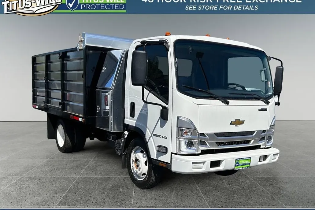2024 Chevrolet Silverado 4500HD Base photo 1