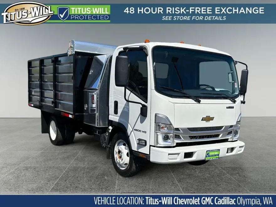 2024 Chevrolet Silverado 4500HD Base photo 1