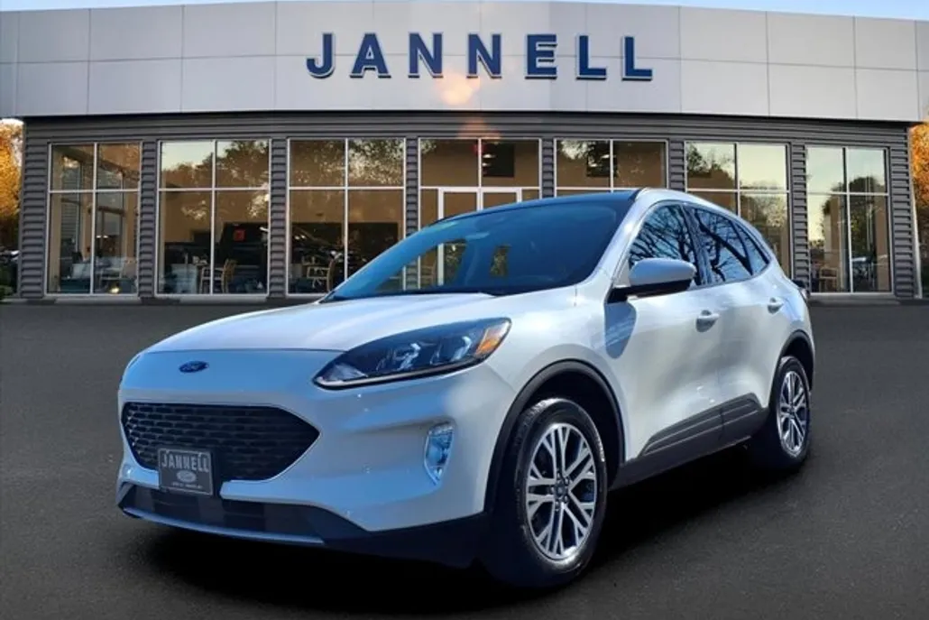 2021 Ford Escape SEL photo 1