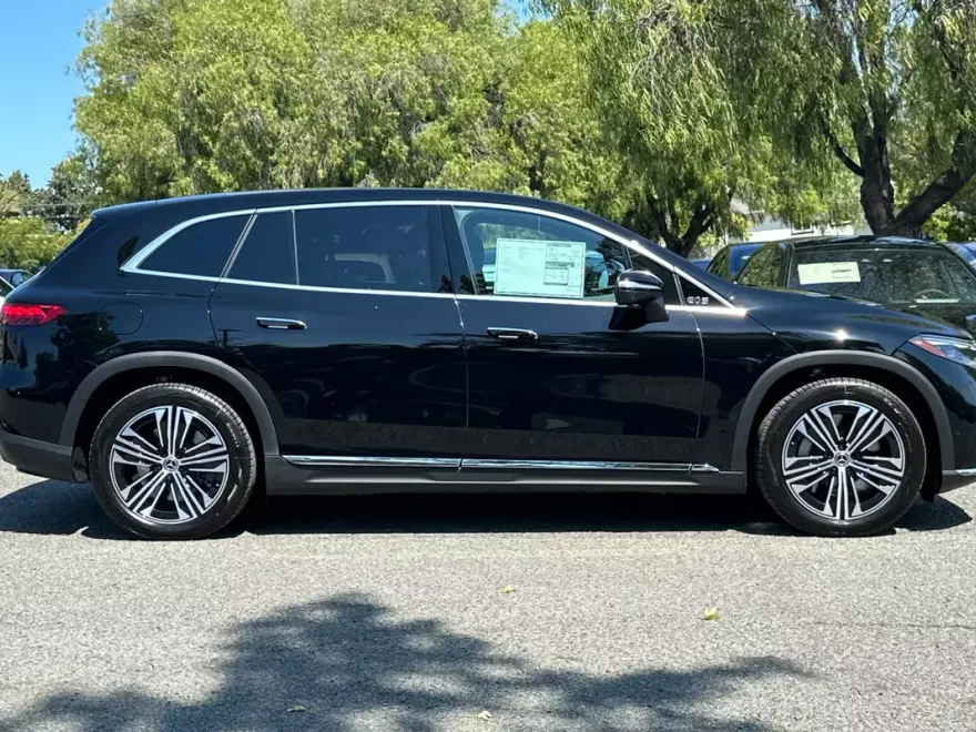 2026 Mercedes Benz 400 450 4MATIC photo 1