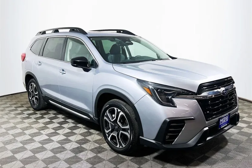 2024 Subaru Ascent Limited photo 1