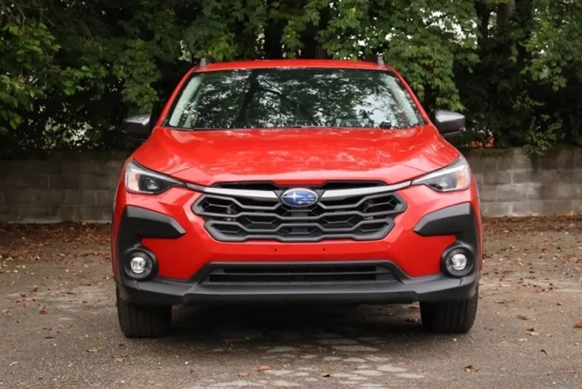 2024 Subaru Crosstrek Premium photo 1