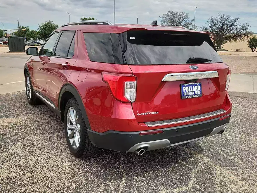 2023 Ford Explorer Limited photo 1