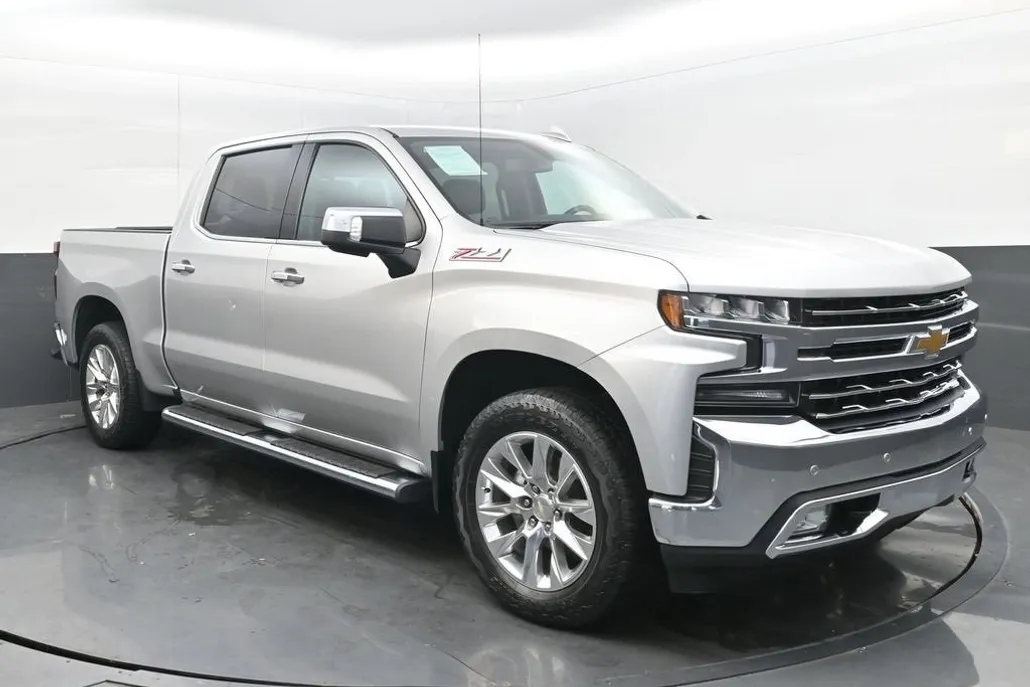 2021 Chevrolet Silverado 1500 LTZ photo 1