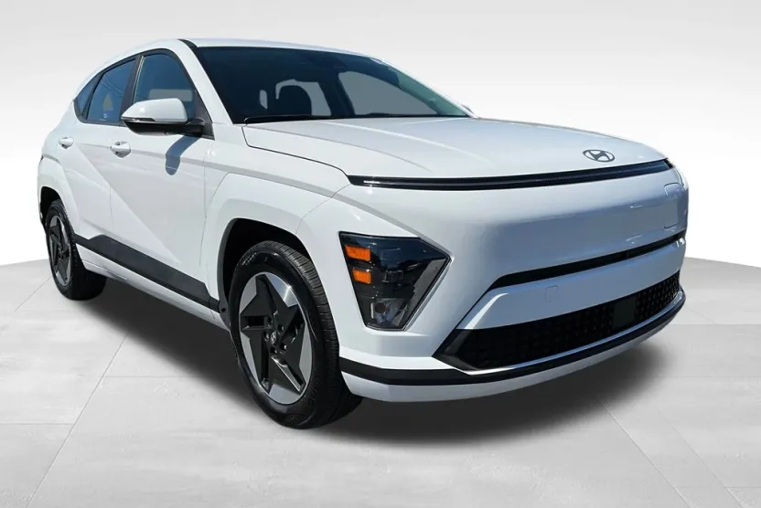 2024 Hyundai Kona Electric SE photo 1