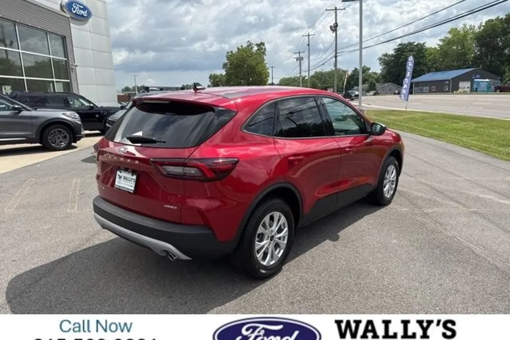 2025 Ford Escape Active photo 1