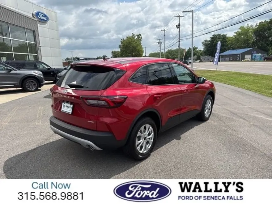 2025 Ford Escape Active photo 1